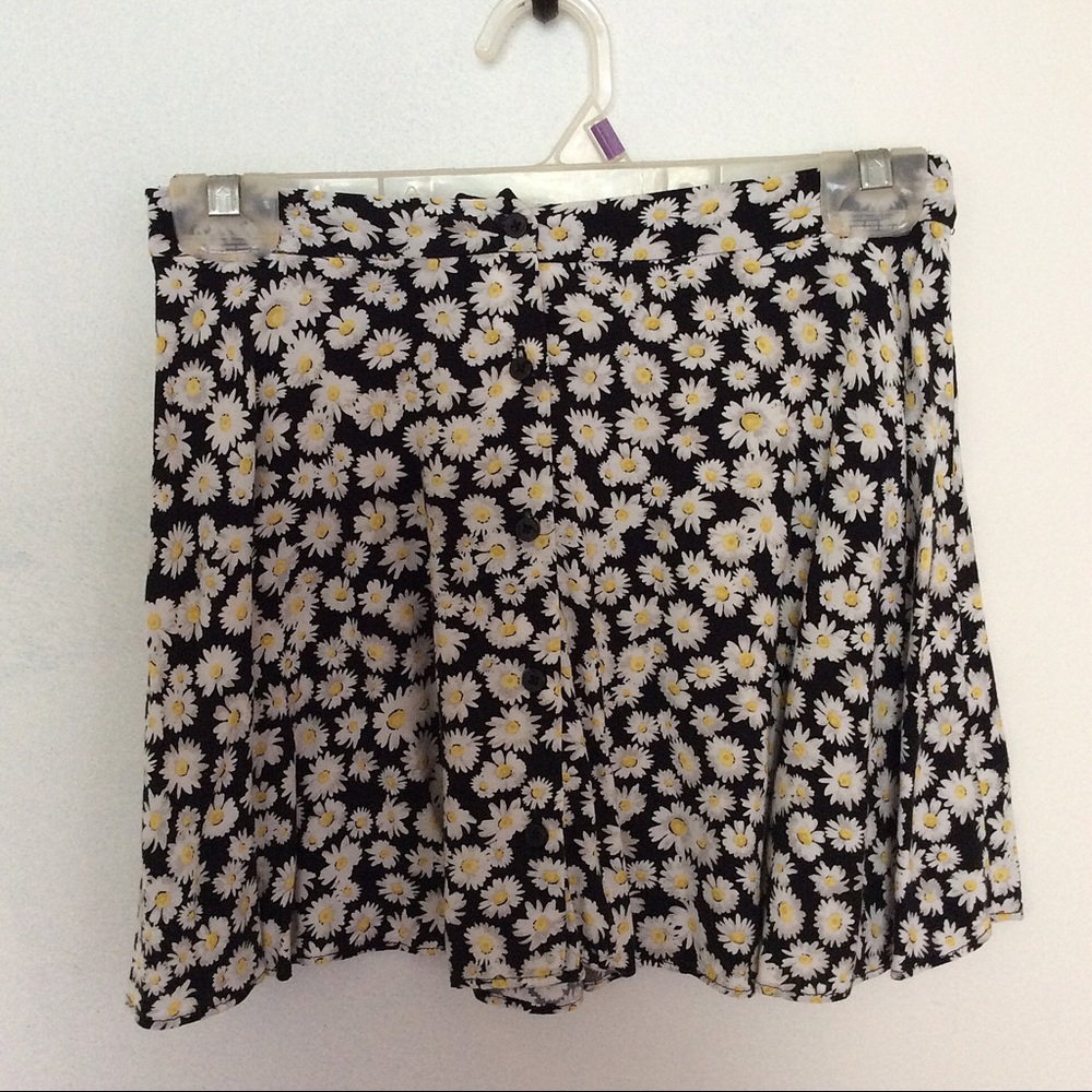 Daisy print skater skirt
